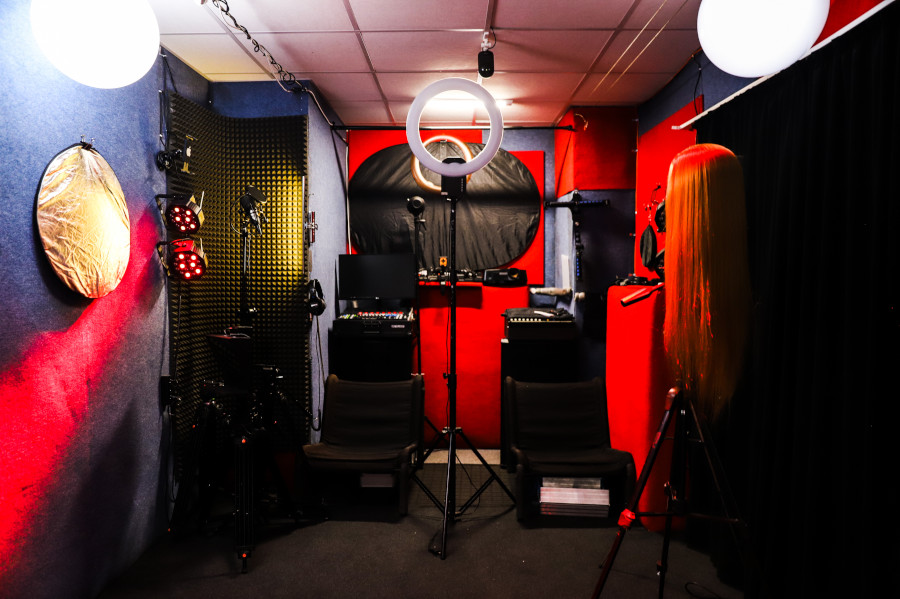 studio12